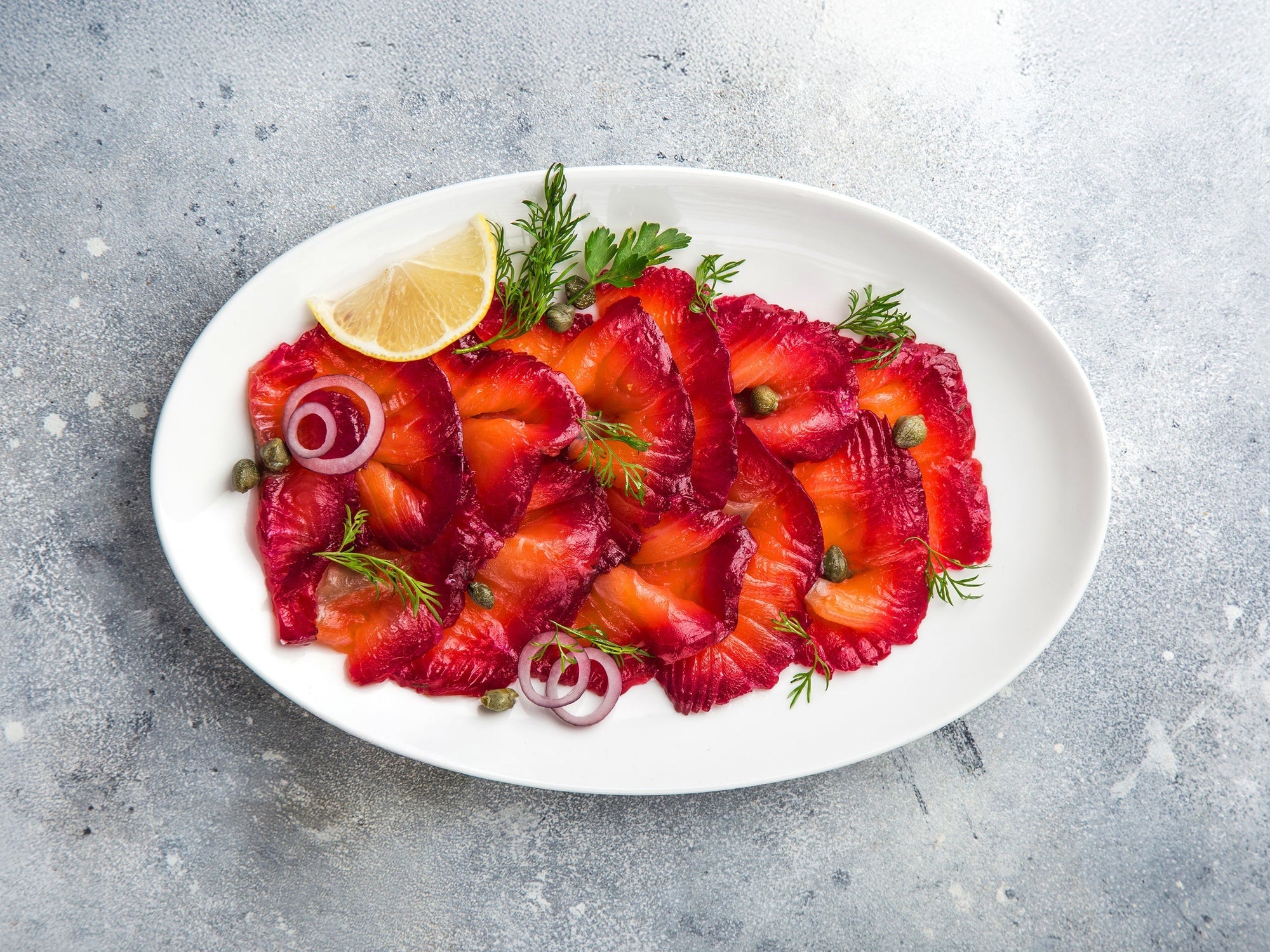 Tartare de saumon scandinave (Gravlax)